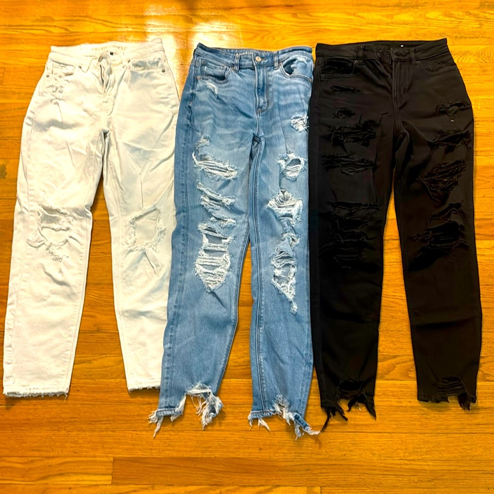 American Eagle Mom Jeans